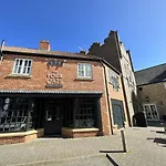 Life Of Filey - Part Of The The Bay Filey Village With Pool, Gym And Direct Access, Pub, Restaurant, Tennis And Meadows Walks * Reighton