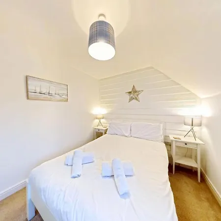 Semesterbostad Life Of Filey - Part Of The The Bay Filey Village With Pool, Gym And Direct Access, Pub, Restaurant, Tennis And Meadows Walks