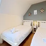 Life Of Filey - Part Of The The Bay Filey Village With Pool, Gym And Direct Access, Pub, Restaurant, Tennis And Meadows Walks *
